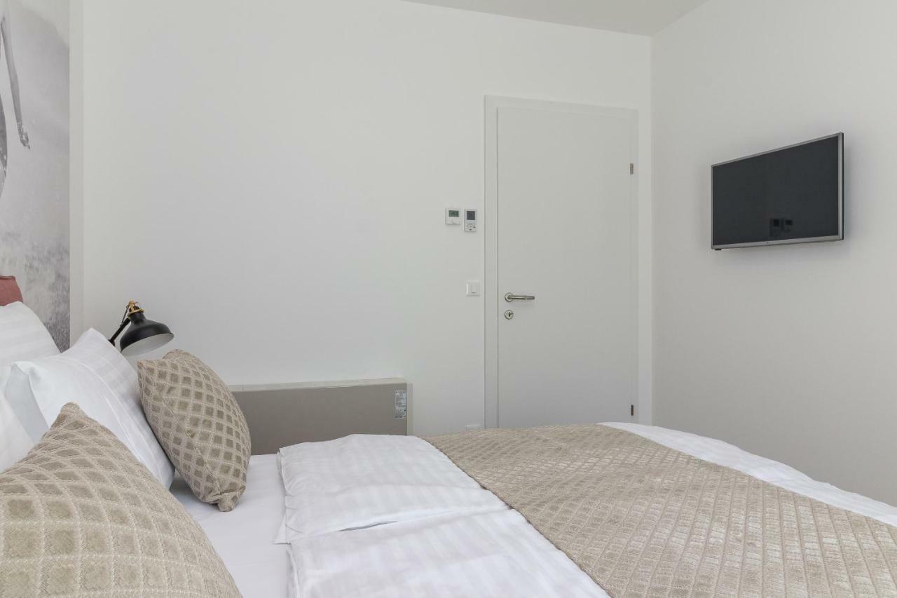 Luxury Apartments Magali 3 Ровинь Экстерьер фото