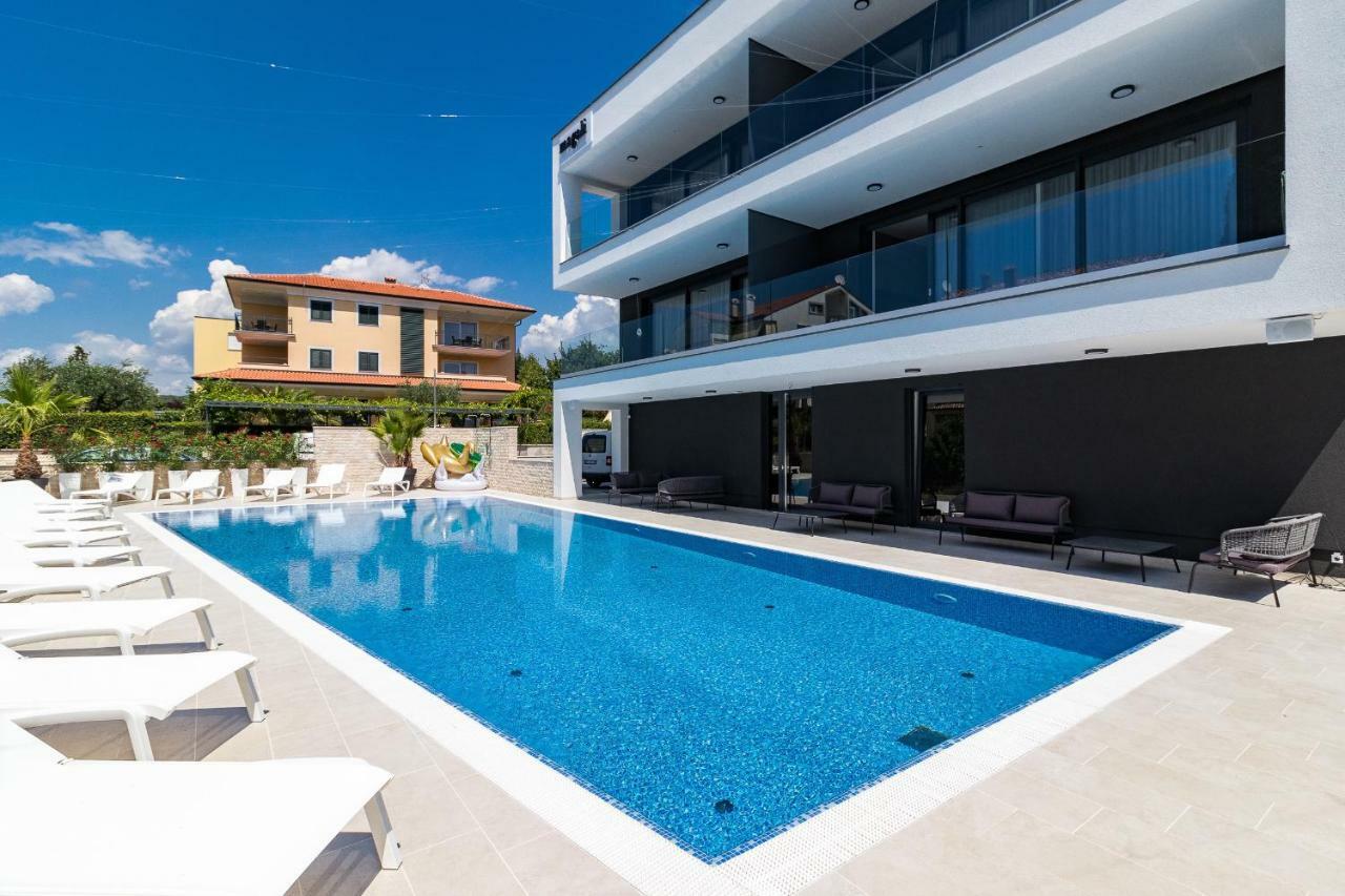 Luxury Apartments Magali 3 Ровинь Экстерьер фото